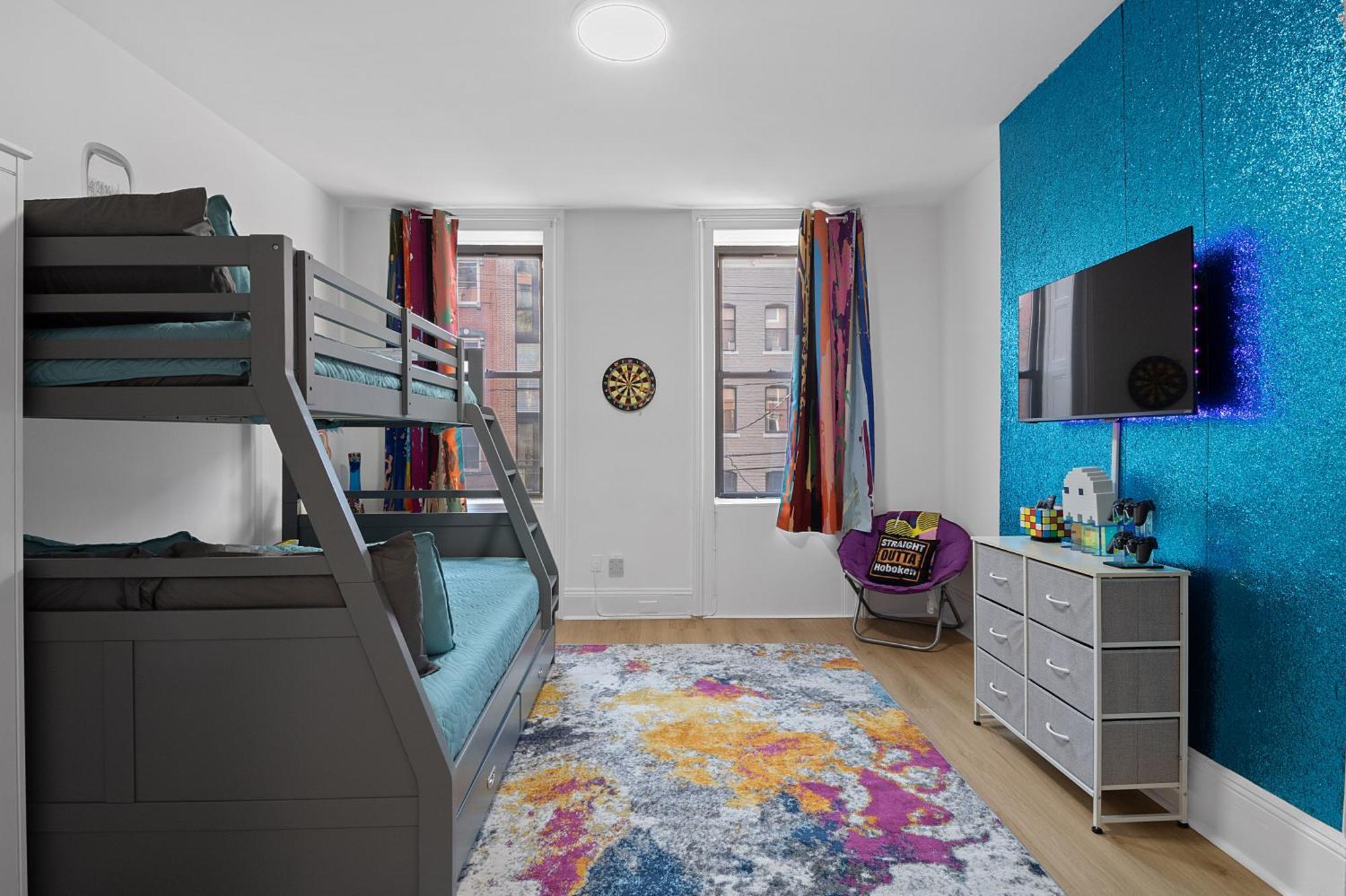 Funky & Colorful Urban Getaway, 20 Minutes To Nyc Apartment Хоубоукън Екстериор снимка